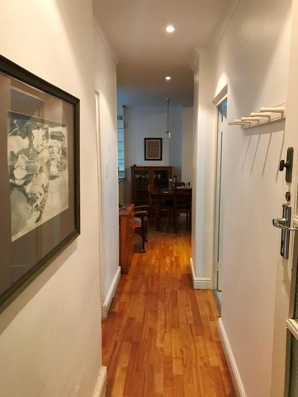 To Let 1 Bedroom Property for Rent in Tamboerskloof Western Cape